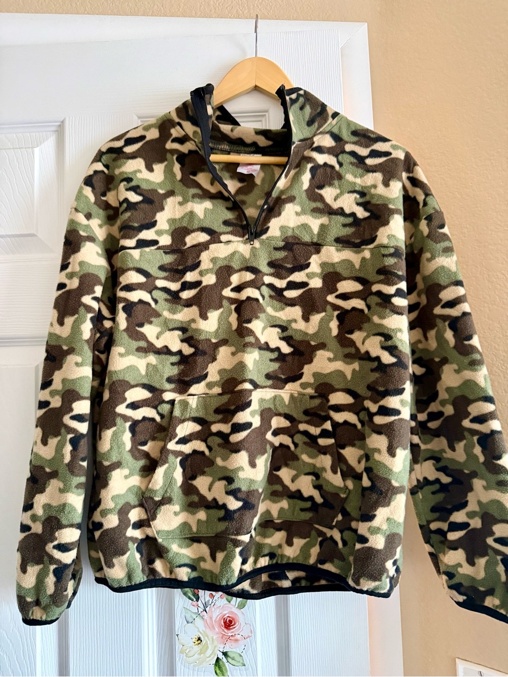 Women's Camo Quarter-Zip Fleece Pullover - Green Camo